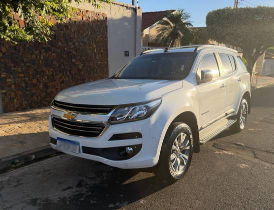 CHEVROLET TRAILBLAZER 2.8 PREMIER 4X4 16V TURBO DIESEL 4P AUTOMÁTICO CHEVROLET TRAILBLAZER 2.8 PREMIER 4X4 16V TURBO DIESEL 4P AUTOMÁTICO